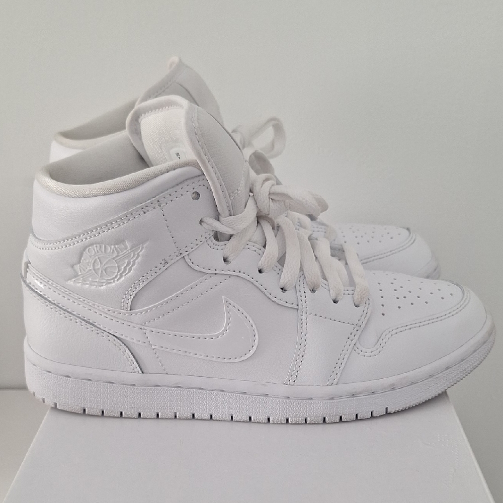 Nike Air Jordan White High-Top Sneakers